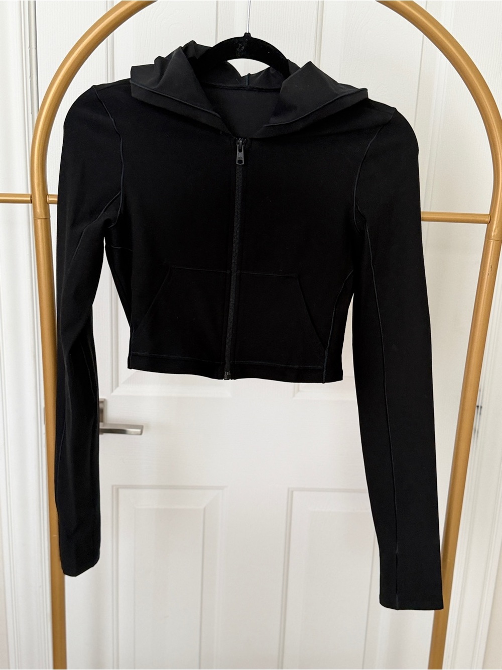 Alo sincere fitted jacket- Hooded Cropped Jacket - Women